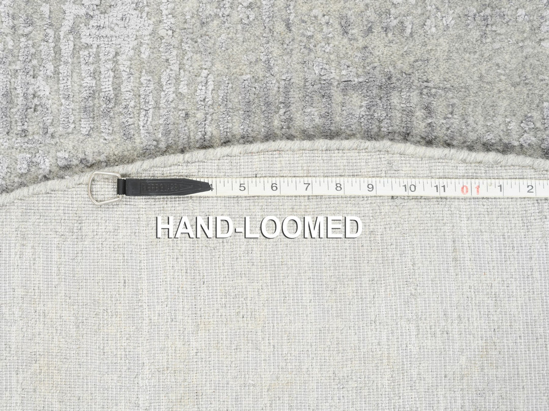 6'0" x 6'0" New Hand Loomed Grey Wool & Silk Round Oriental Rug - MOA10262858