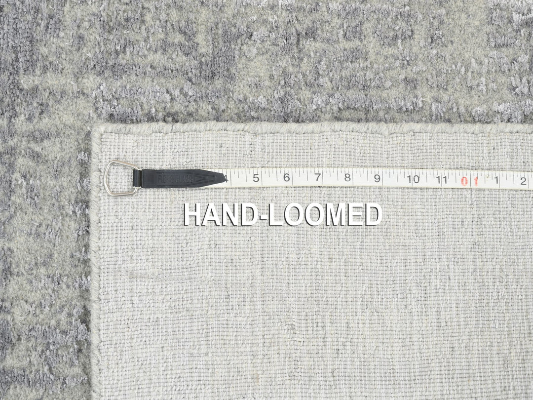 2'6" x 8'0" New Hand Loomed Grey Wool & Silk Runner Oriental Rug - MOA10262860