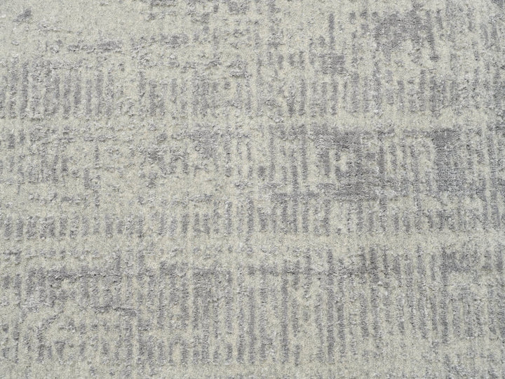 10'0" x 10'0" New Hand Loomed Grey Wool & Silk Round Oriental Rug - MOA10262874