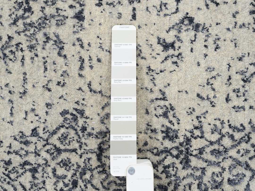 8'0" x 8'0" New Hand Loomed Grey Wool & Art Silk Square Oriental Rug - MOA10263257