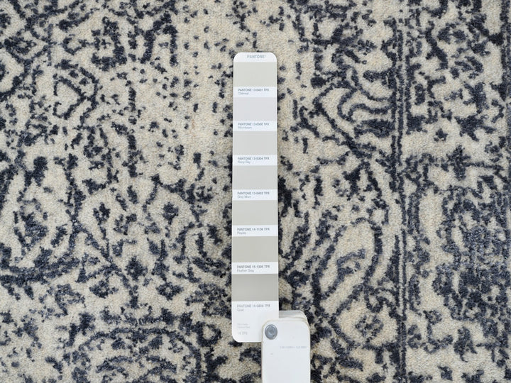 2'6" x 6'1" New Hand Loomed Grey Wool & Art Silk Runner Oriental Rug - MOA10263262