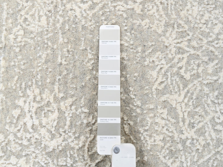 6'0" x 6'0" New Hand Loomed Beige Wool & Art Silk Round Oriental Rug - MOA10263270