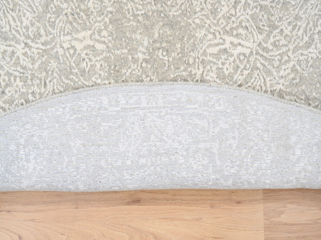 6'0" x 6'1" New Hand Loomed Beige Wool & Art Silk Round Oriental Rug - MOA10263272