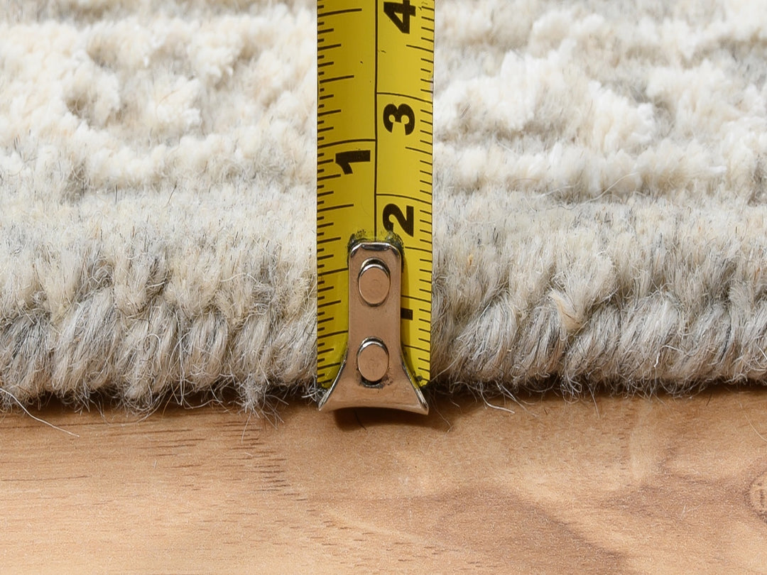 6'0" x 6'1" New Hand Loomed Beige Wool & Art Silk Round Oriental Rug - MOA10263272