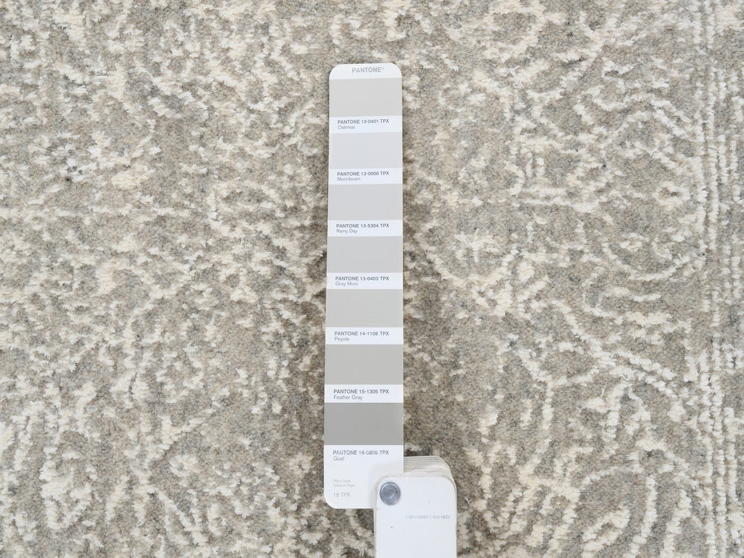 2'6" x 8'0" New Hand Loomed Beige Wool & Art Silk Runner Oriental Rug - MOA10263280