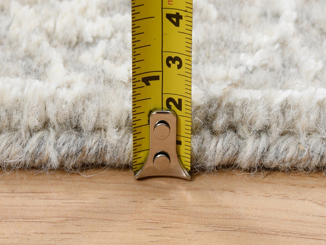 2'5" x 7'10" New Hand Loomed Beige Wool & Art Silk Runner Oriental Rug - MOA10263282