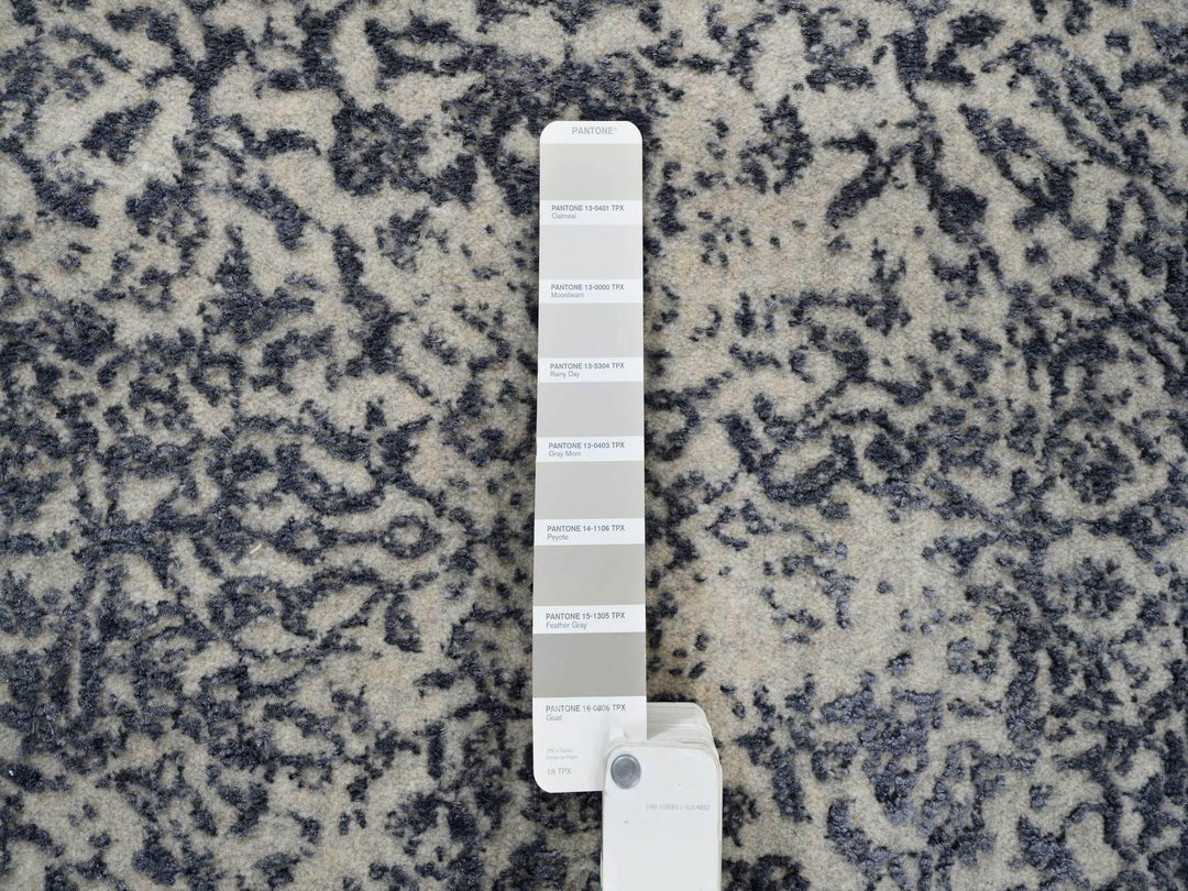 2'7" x 12'2" New Hand Loomed Grey Wool & Silk Runner Oriental Rug - MOA10263515