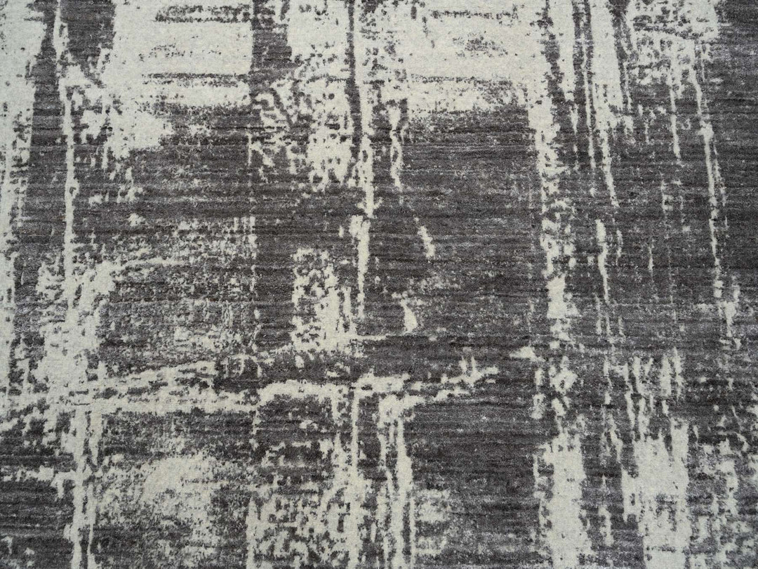 10'0" x 10'0" New Hand Loomed Black Wool & Silk Round Oriental Rug - MOA10263749