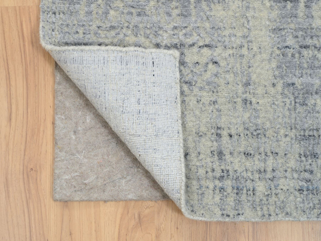 2'6" x 12'0" New Hand Loomed Grey Wool & Silk Runner Oriental Rug - MOA10263755