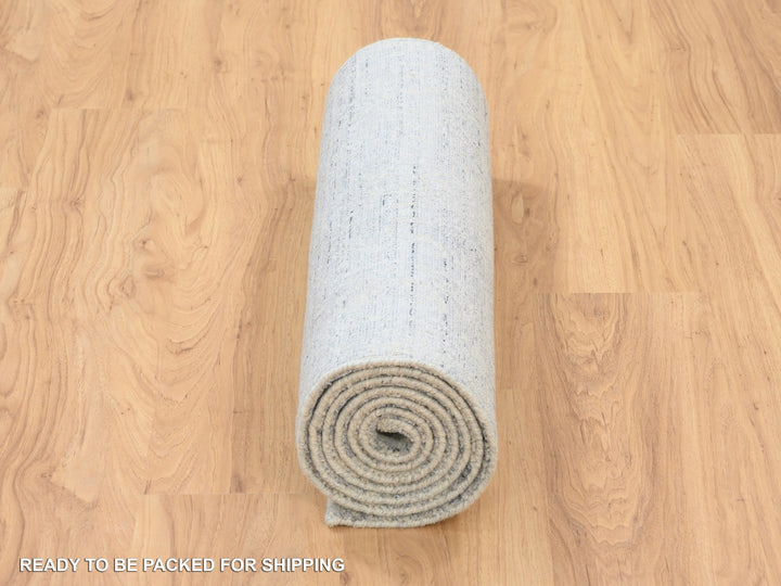 2'6" x 8'0" New Hand Loomed Grey Wool & Silk Runner Oriental Rug - MOA10263762