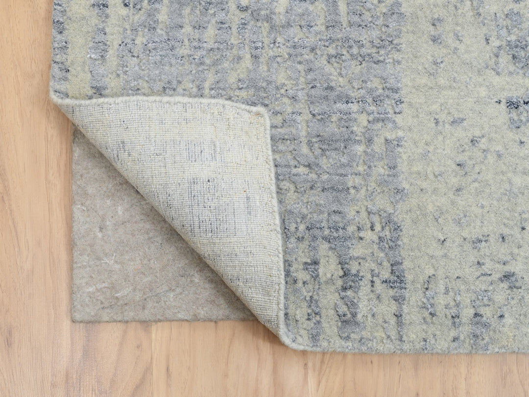 9'10" x 14'0" New Hand Loomed Grey Wool & Silk Rectangle Oriental Rug - MOA10263794