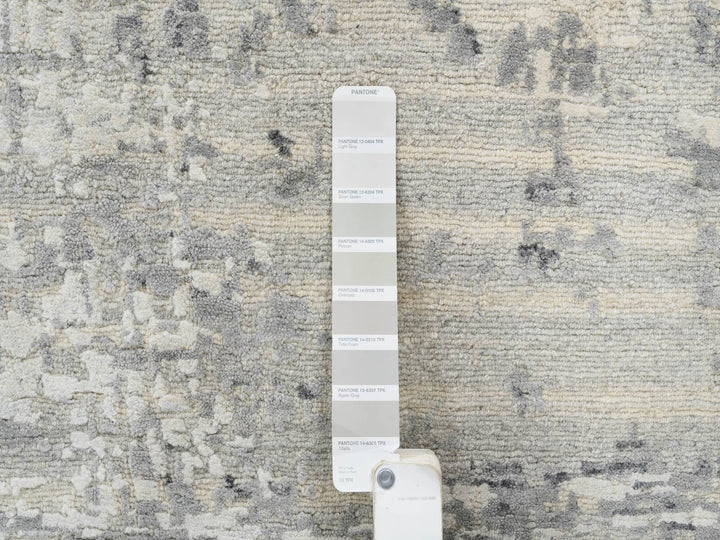 13'9" x 13'9" New Hand Knotted Grey Wool Round Oriental Rug - MOA10264232