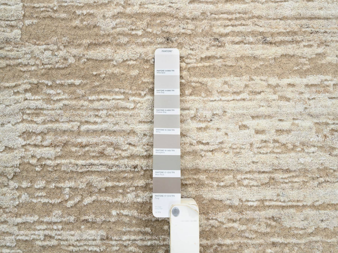 10'0" x 10'0" New Hand Loomed Beige Wool Round Oriental Rug - MOA10264308