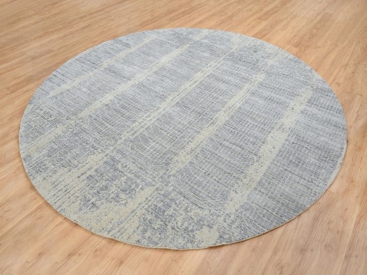 9'0" x 9'0" New Hand Loomed Grey Wool & Silk Round Oriental Rug - MOA10264309