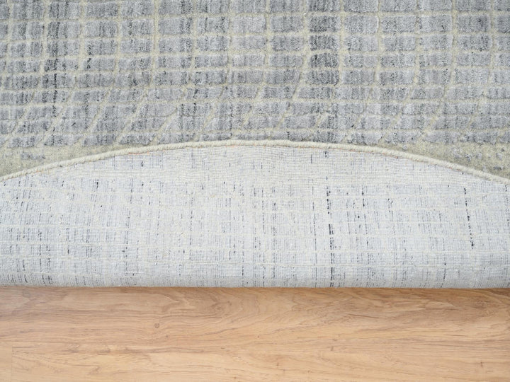 9'0" x 9'0" New Hand Loomed Grey Wool & Silk Round Oriental Rug - MOA10264309