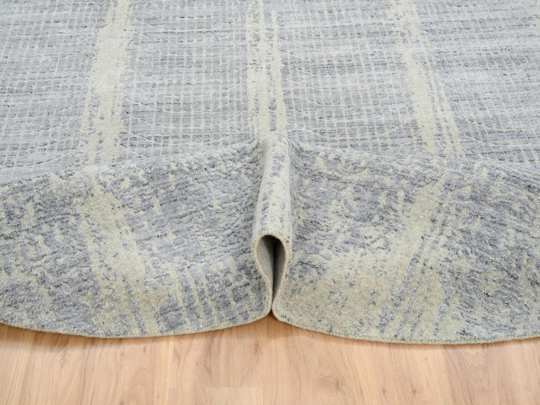 9'0" x 9'0" New Hand Loomed Grey Wool & Silk Round Oriental Rug - MOA10264309