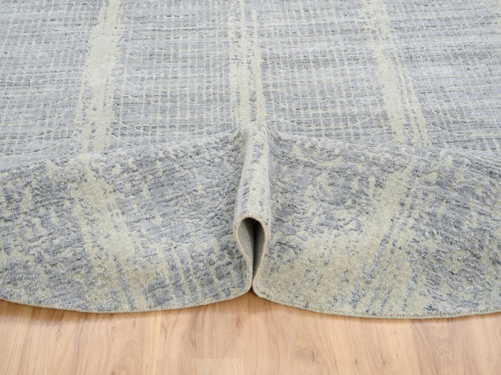 9'0" x 9'0" New Hand Loomed Grey Wool & Silk Round Oriental Rug - MOA10264309