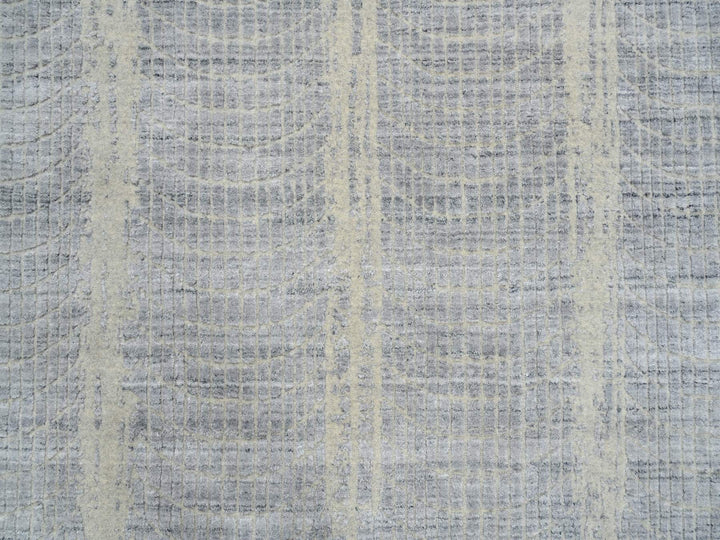 9'0" x 9'0" New Hand Loomed Grey Wool & Silk Round Oriental Rug - MOA10264309