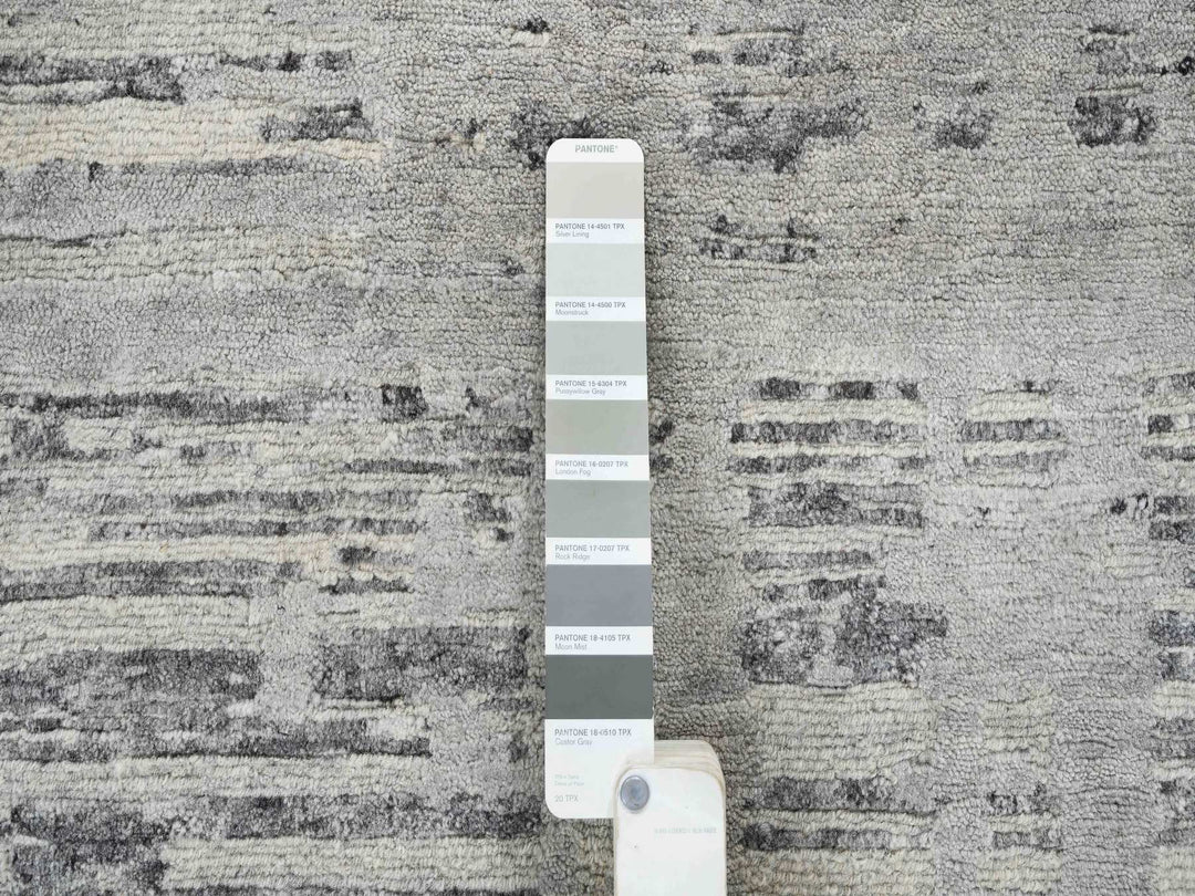 13'7" x 14'0" New Hand Knotted Grey Wool Square Oriental Rug - MOA10264710