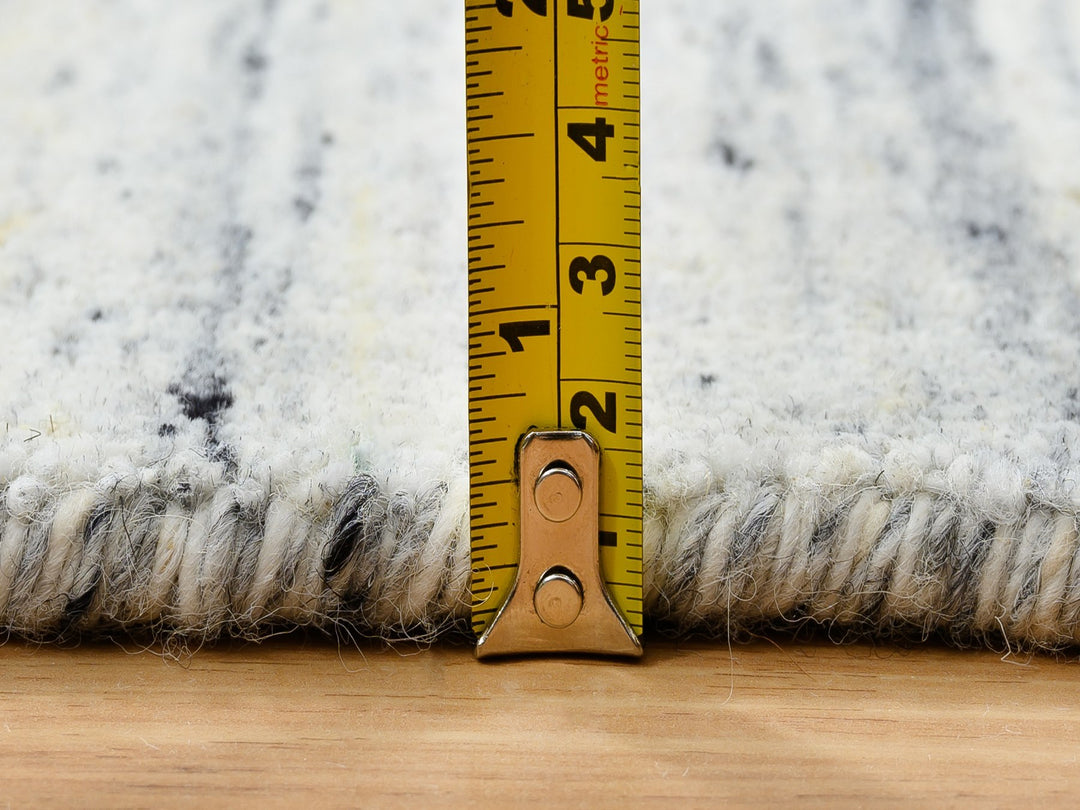 6'0" x 6'0" New Hand Loomed Ivory Wool Square Oriental Rug - MOA10264774