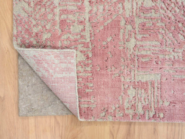 9'0" x 11'10" New Hand Loomed Pink Wool & Silk Rectangle Oriental Rug - MOA10264807