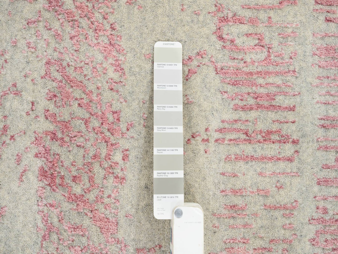 9'0" x 11'10" New Hand Loomed Pink Wool & Silk Rectangle Oriental Rug - MOA10264807