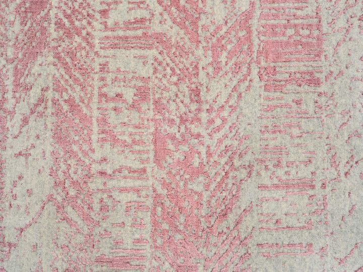 9'0" x 11'9" New Hand Loomed Pink Wool & Silk Rectangle Oriental Rug - MOA10264809