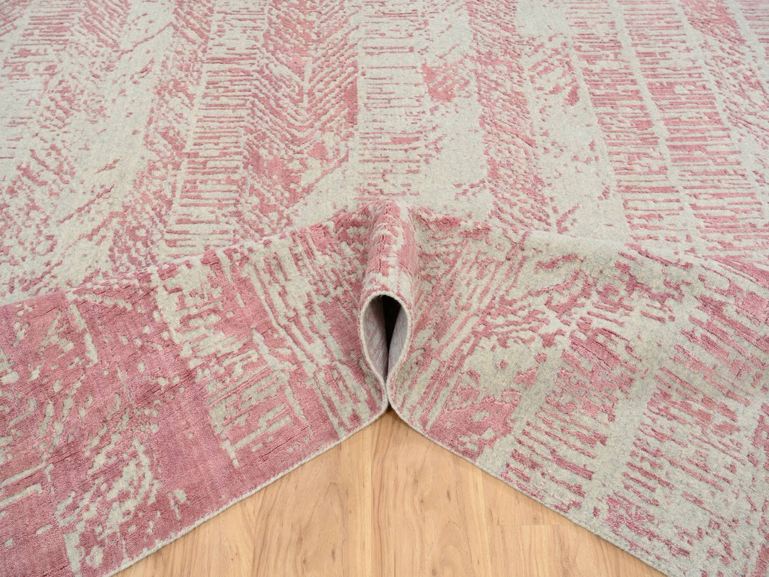 10'0" x 14'0" New Hand Loomed Pink Wool & Silk Rectangle Oriental Rug - MOA10264817