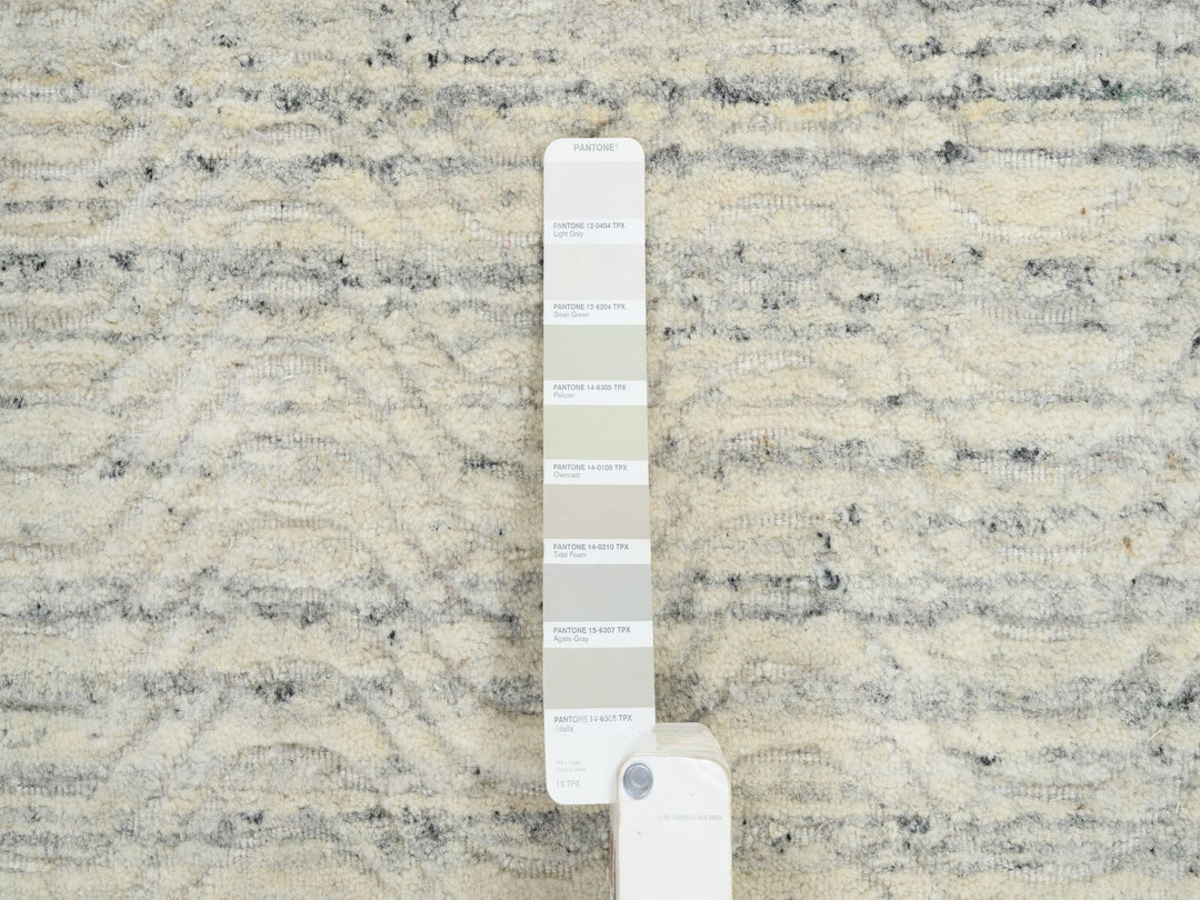 2'6" x 7'10" New Hand Loomed Beige Wool Runner Oriental Rug - MOA10264826