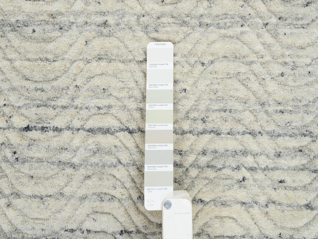 2'6" x 6'0" New Hand Loomed Beige Wool Runner Oriental Rug - MOA10264839