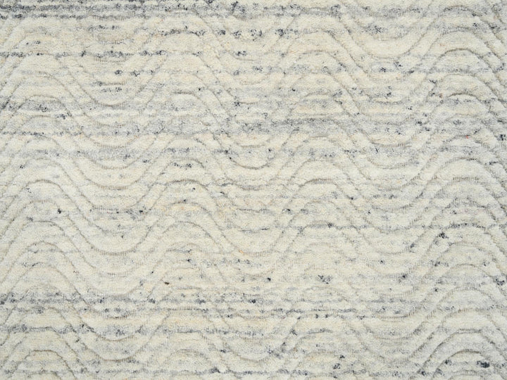 2'6" x 6'0" New Hand Loomed Beige Wool Runner Oriental Rug - MOA10264840