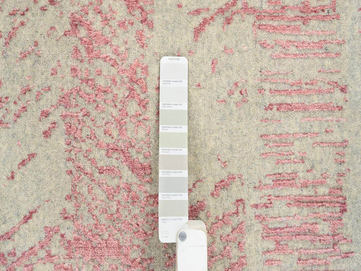 10'0" x 10'0" New Hand Loomed Pink Wool & Silk Round Oriental Rug - MOA10264842