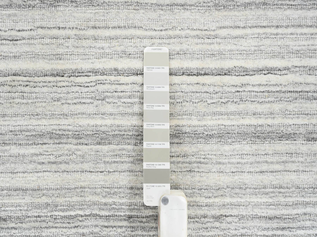 9'9" x 9'9" New Hand Loomed Grey Wool Round Oriental Rug - MOA10264980