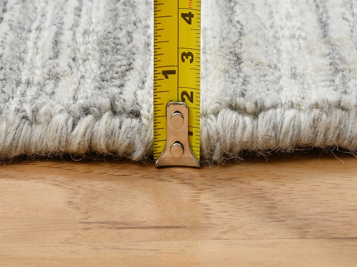 5'10" x 5'10" New Hand Loomed Grey Wool Round Oriental Rug - MOA10264984