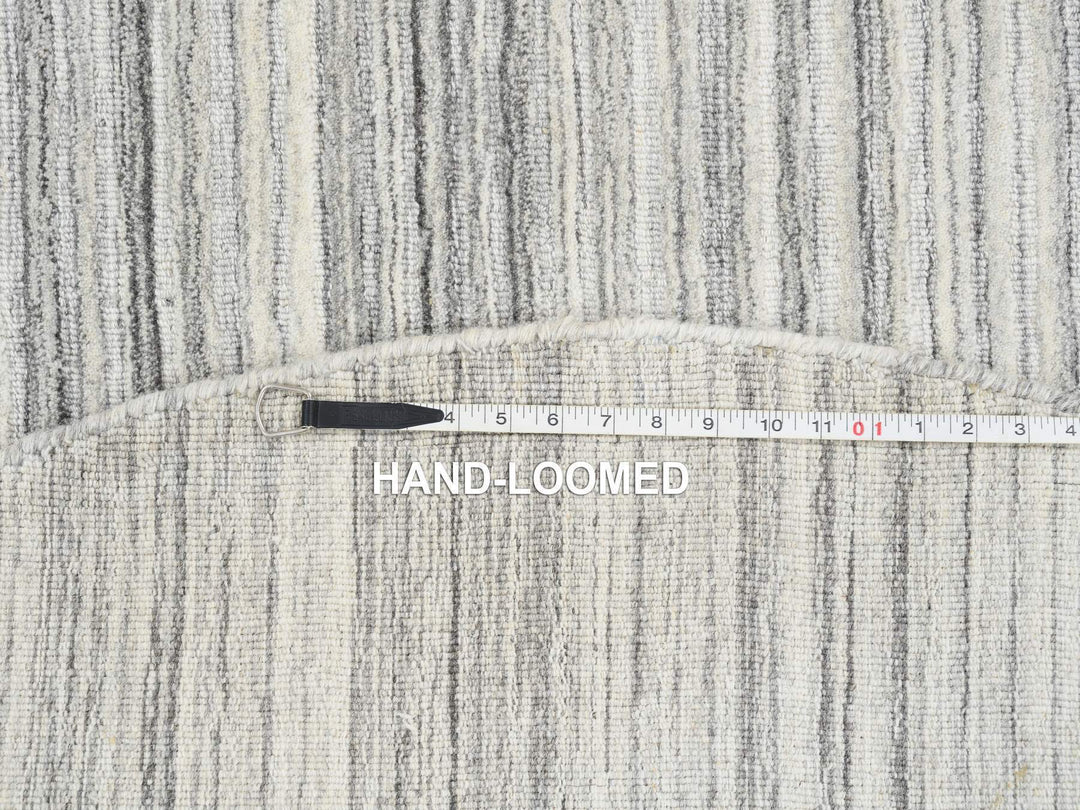 5'10" x 5'10" New Hand Loomed Grey Wool Round Oriental Rug - MOA10264984