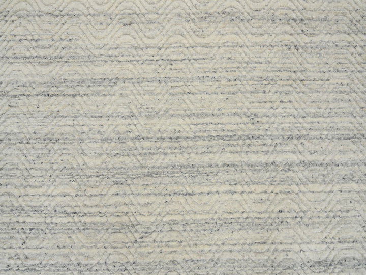 5'10" x 5'10" New Hand Loomed Beige Wool Round Oriental Rug - MOA10265024