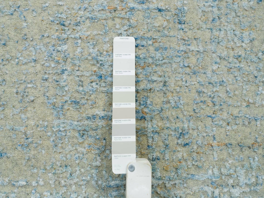 2'6" x 12'0" New Hand Loomed Grey Wool & Silk Runner Oriental Rug - MOA10265193