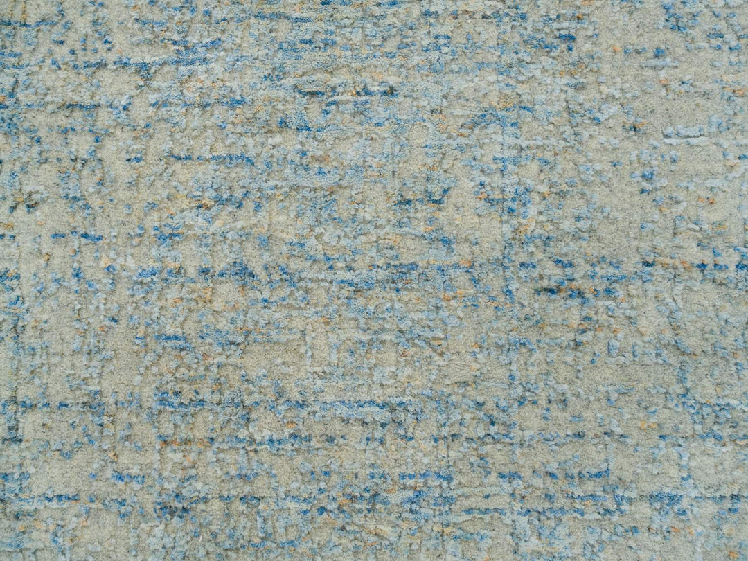 2'6" x 8'0" New Hand Loomed Grey Wool & Silk Runner Oriental Rug - MOA10265194