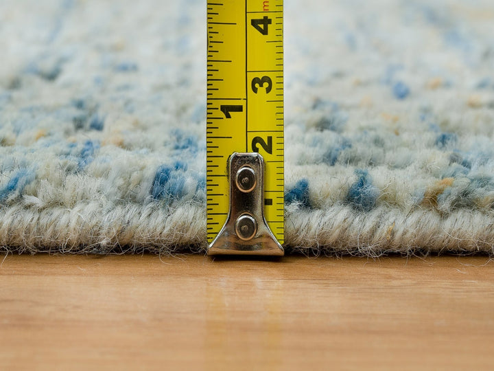 2'6" x 8'0" New Hand Loomed Grey Wool & Silk Runner Oriental Rug - MOA10265194