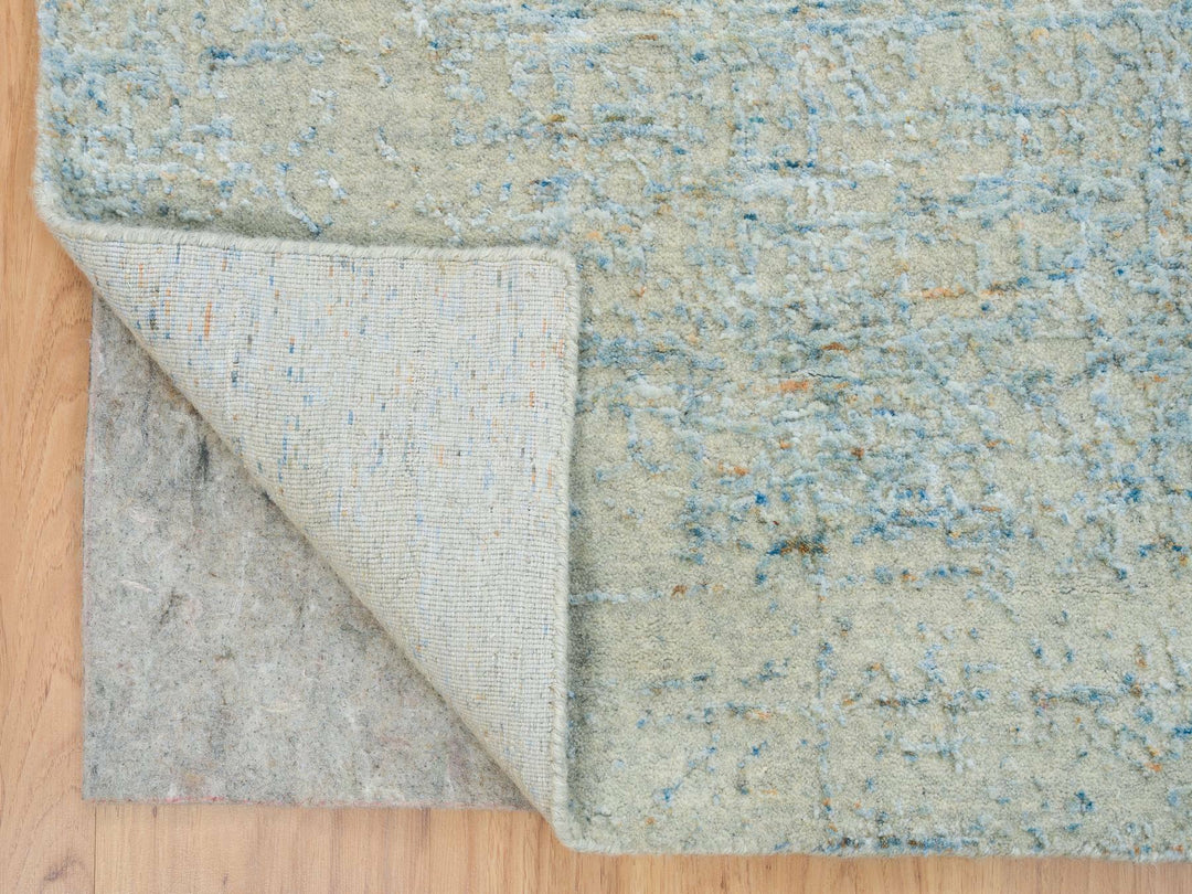 5'10" x 9'0" New Hand Loomed Grey Wool & Silk Rectangle Oriental Rug - MOA10265196