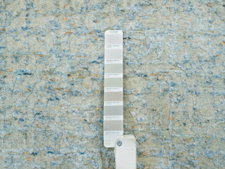 9'10" x 9'10" New Hand Loomed Grey Wool & Silk Round Oriental Rug - MOA10265200