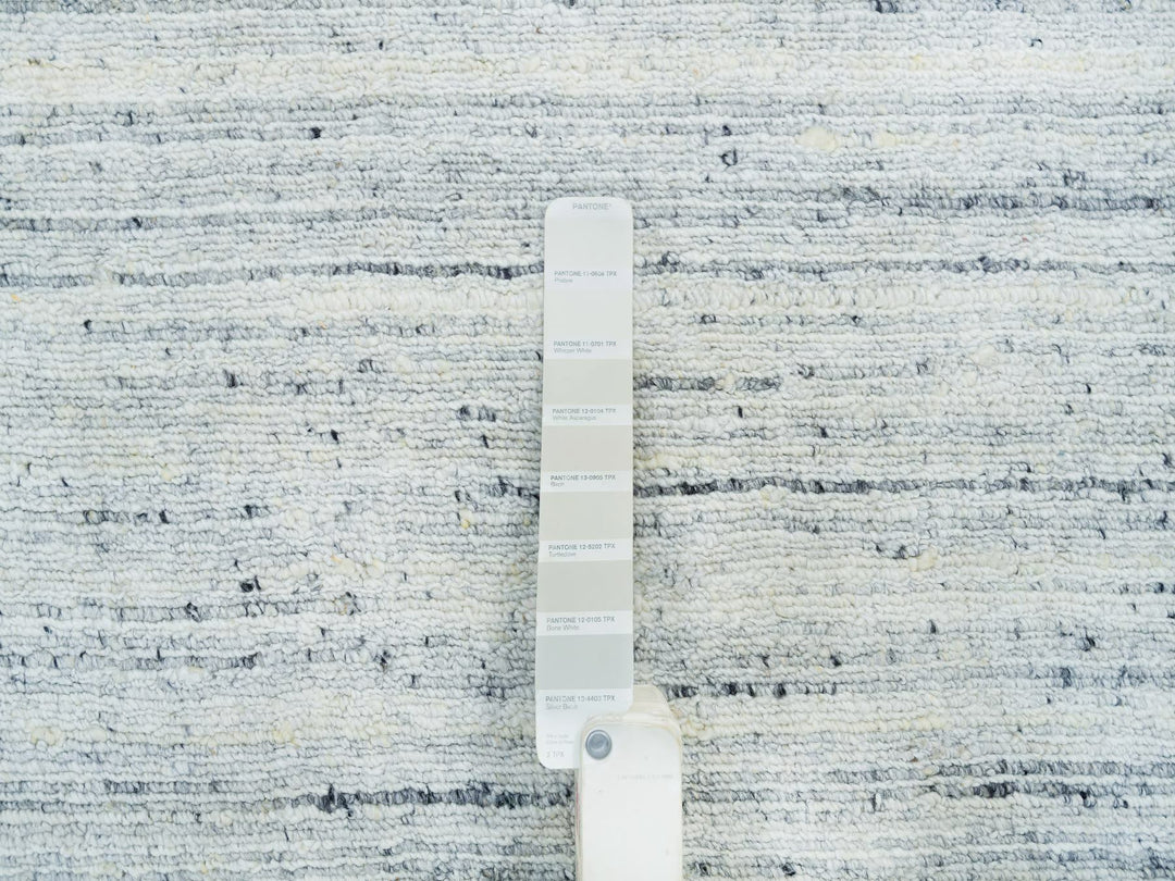 10'1" x 14'1" New Hand Loomed Ivory Wool Rectangle Oriental Rug - MOA10265451