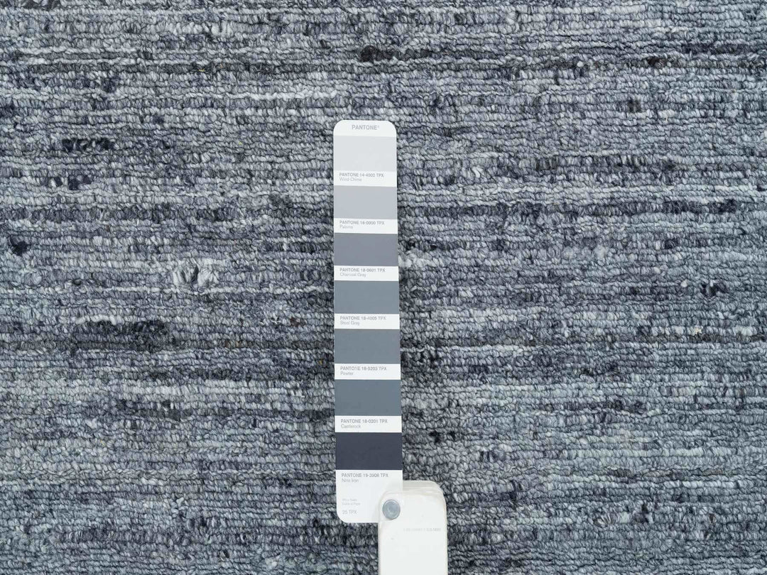 10'0" x 10'0" New Hand Loomed Grey Wool Round Oriental Rug - MOA10265564