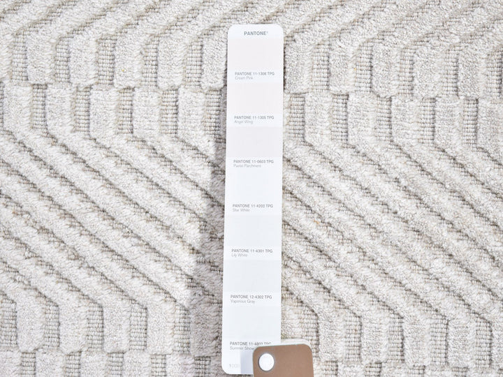 2'1" x 3'1" New Hand Loomed Ivory Wool & Silk Rectangle Oriental Rug - MOA10266147