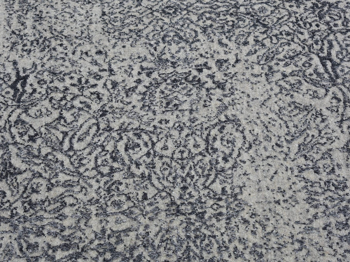 7'10" x 9'9" New Hand Loomed Grey Wool & Silk Rectangle Oriental Rug - MOA10266438