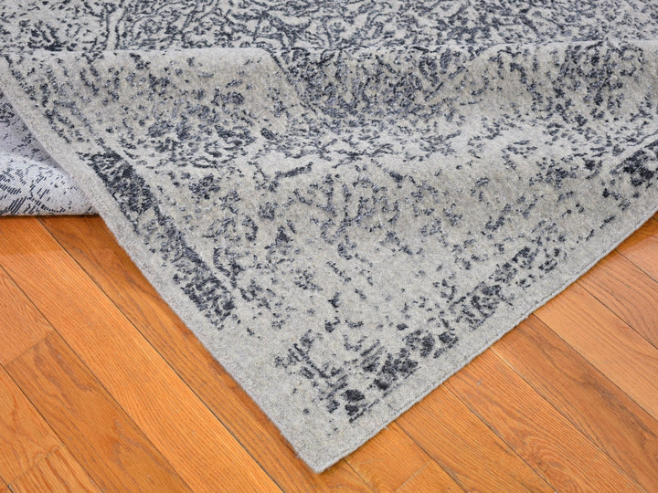 7'10" x 9'9" New Hand Loomed Grey Wool & Silk Rectangle Oriental Rug - MOA10266438