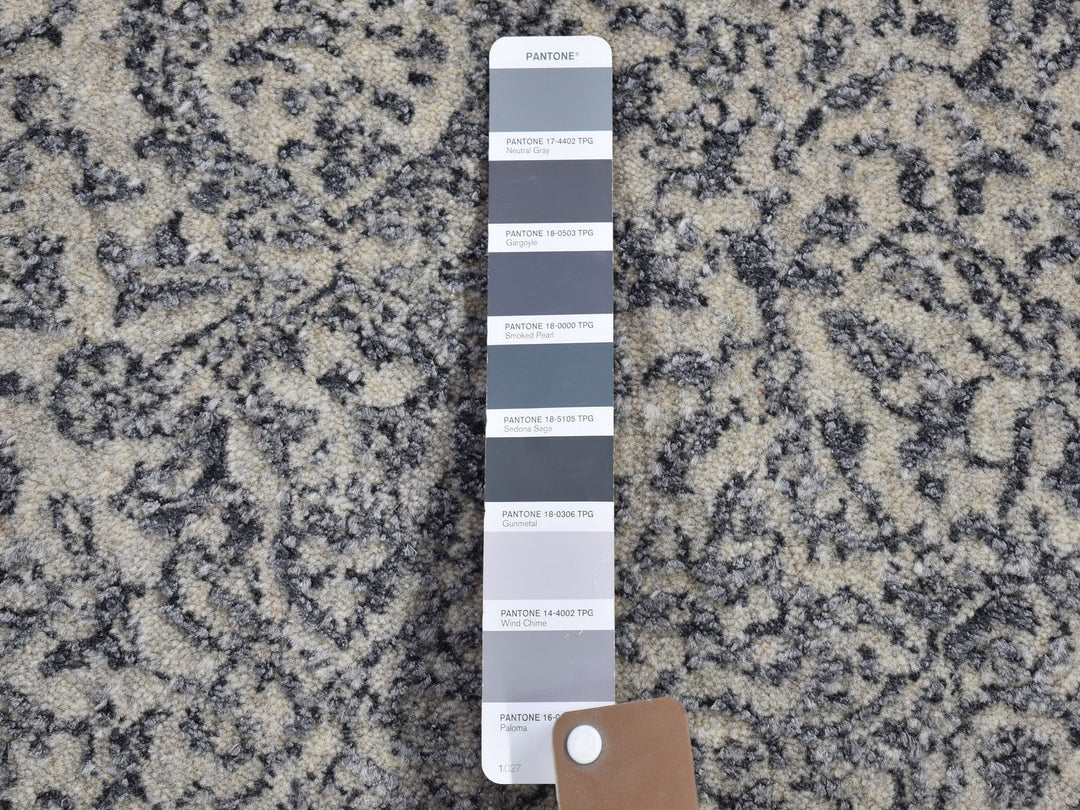 7'10" x 9'9" New Hand Loomed Grey Wool & Silk Rectangle Oriental Rug - MOA10266438