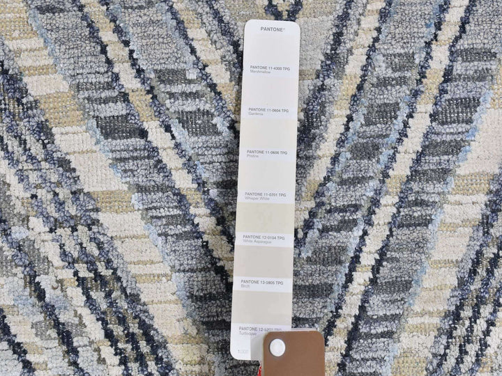 11'9" x 11'9" New Hand Knotted Ivory Wool & Silk Round Oriental Rug - MOA10266853