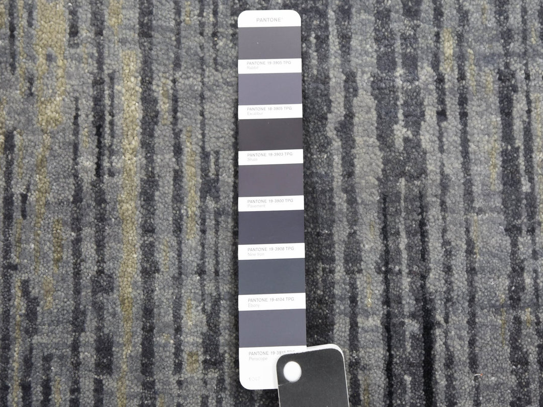 12'1" x 12'2" New Hand Knotted Grey Wool Round Oriental Rug - MOA10275119