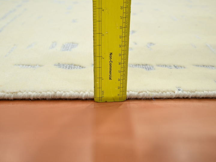 5'0" x 7'0" New Hand Knotted Ivory Wool Rectangle Oriental Rug - MOA10275646